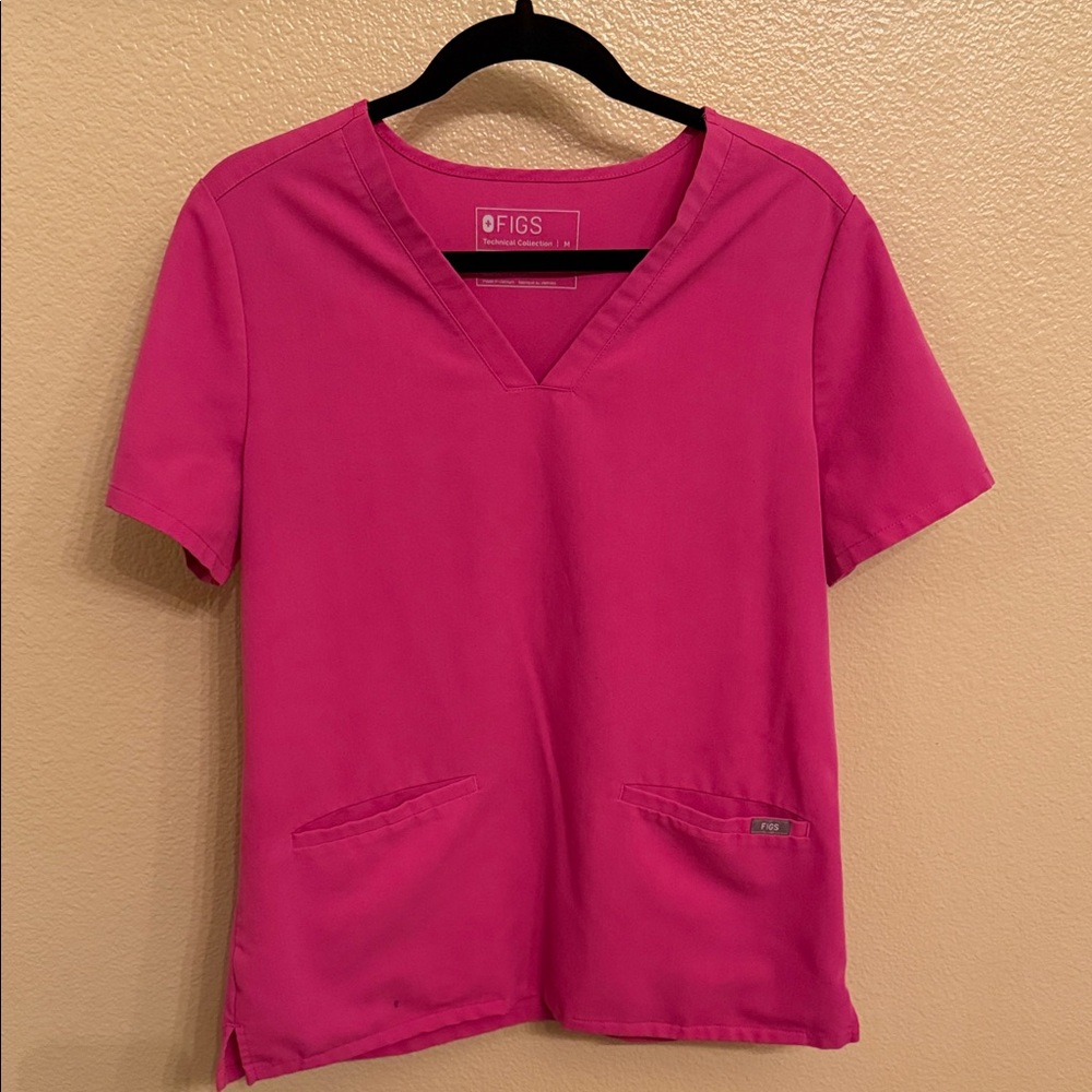 Figs Women's V-Neck Electric Orchard Pink Short Sleeve Top